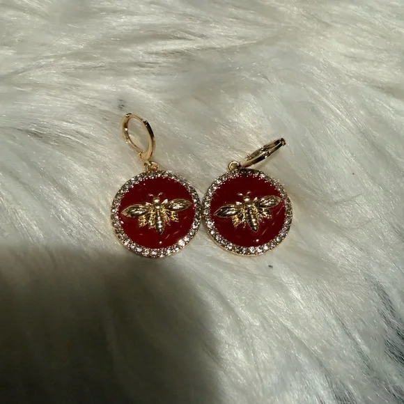 Bee Earrings - Picture 3 of 16